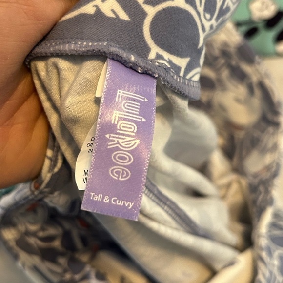 LuLaRoe Disney Collection Mickey Mouse TC Leggings lot of 2 - Picture 4 of 11